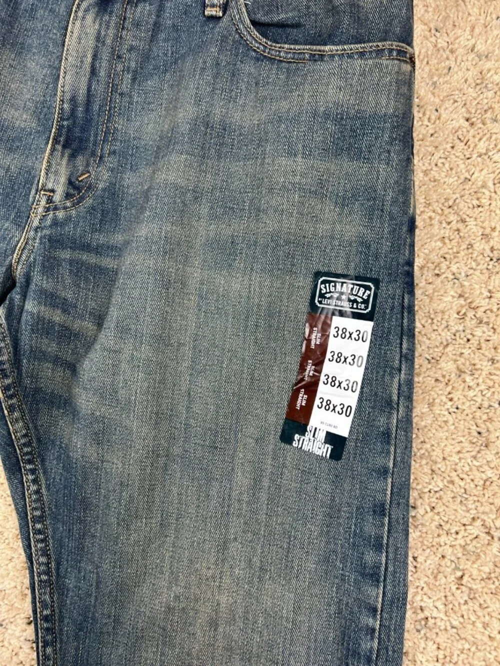 LEVIS Signature Men’s Blue Slim Straight Denim Jeans 38x30 NWT